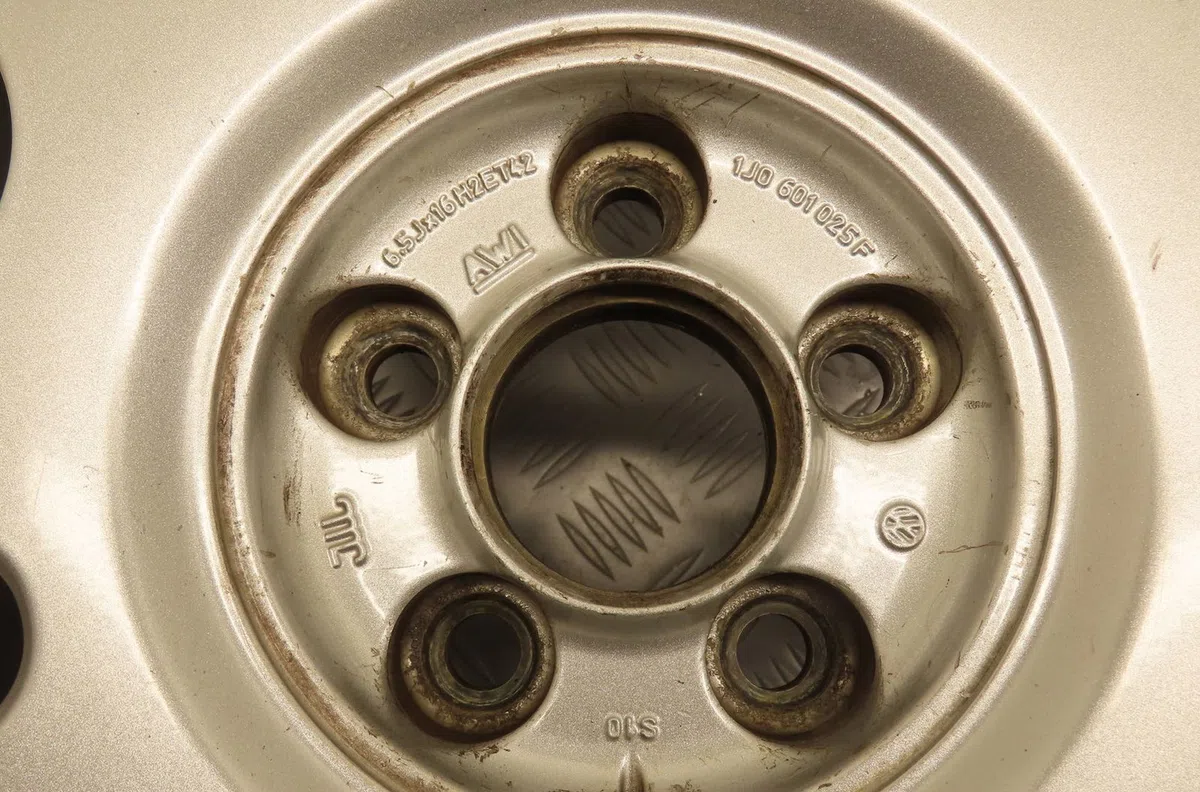 Jante aluminium Volkswagen GOLF IV (1J1) 1.9 tdi (1997-2004) occasion