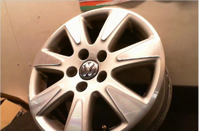 Jante aluminium Volkswagen GOLF V (1K1) 1.9 tdi (2003-2008) 5 portes occasion