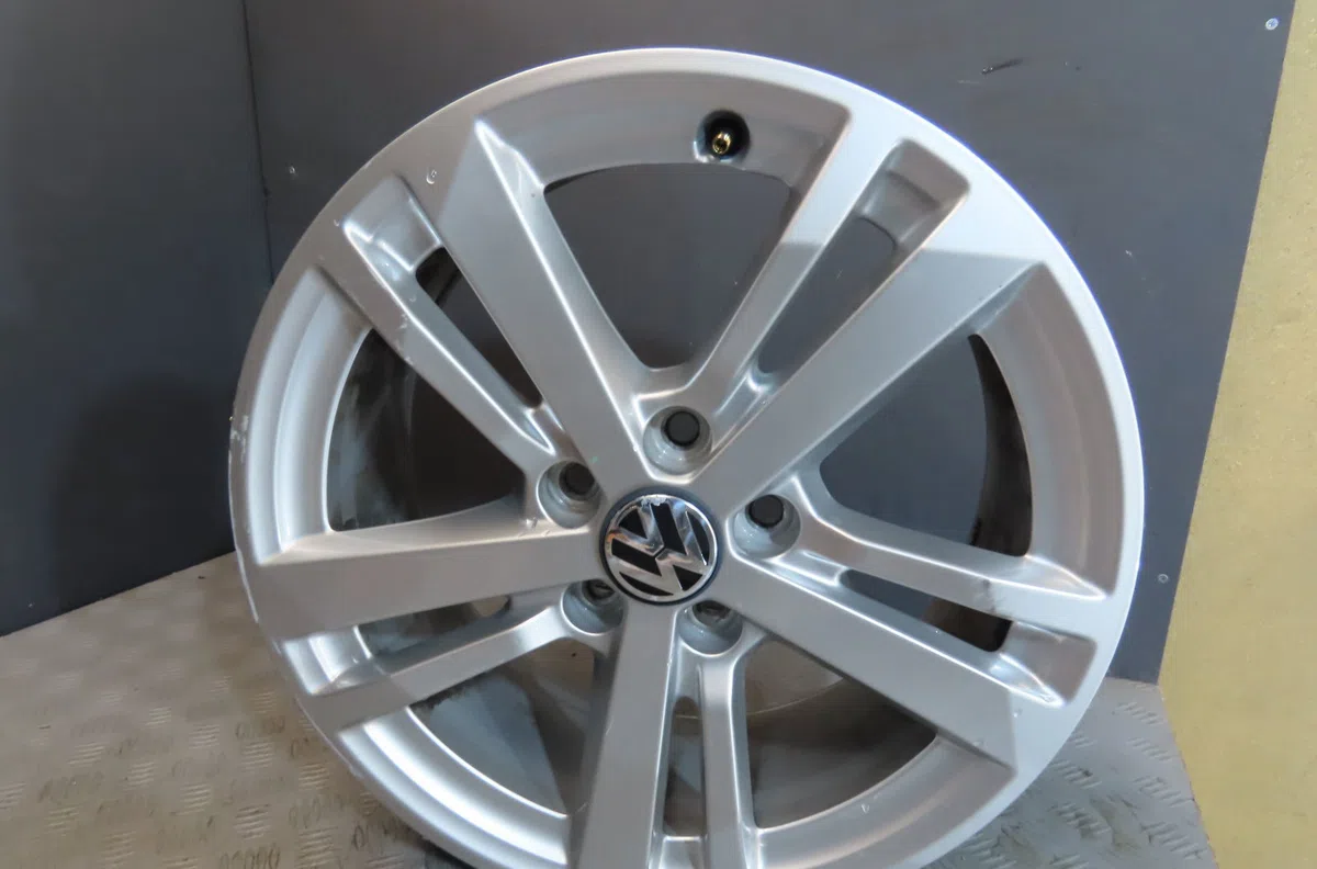 Jante aluminium Volkswagen GOLF VI (5K1) 2.0 tdi (2008-2013) 5 portes occasion