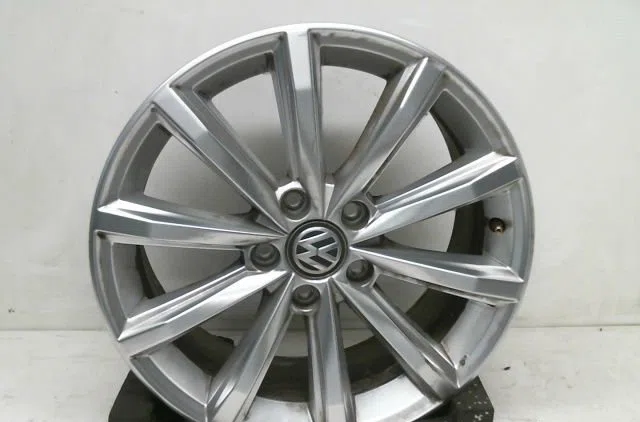 Jante aluminium VOLKSWAGEN PASSAT occasion