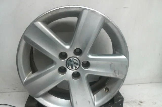 Jante aluminium Volkswagen POLO (9N_, 9A_) 1.4 16v (2001-2008) occasion