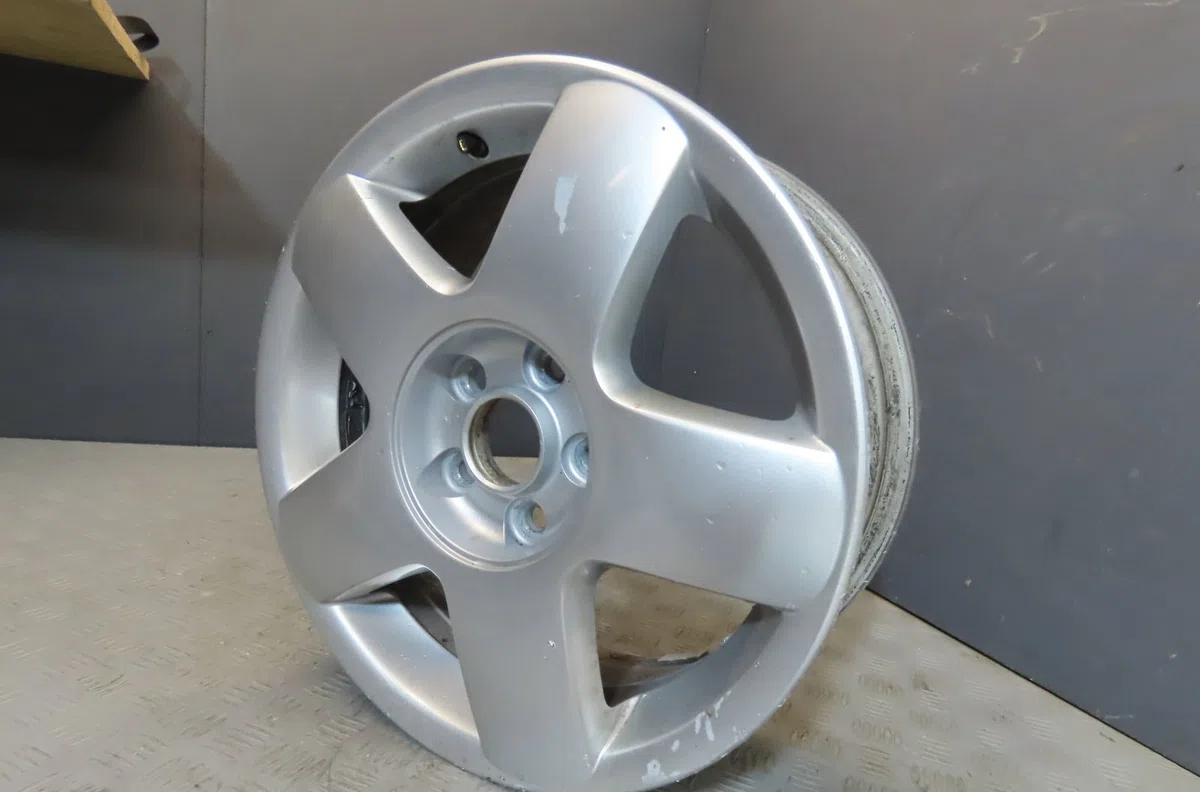 Jante aluminium Volkswagen POLO (9N_, 9A_) 1.4 tdi (2001-2005) occasion