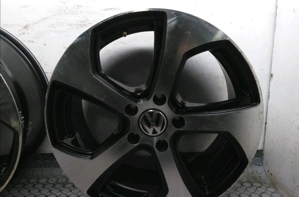 Jante aluminium Volkswagen TOURAN (1T3) 2.0 tdi (2010-2015) 5 portes occasion