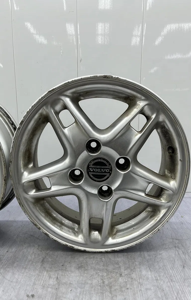 Jante aluminium VOLVO V 40 1 PHASE 1 BREAK occasion