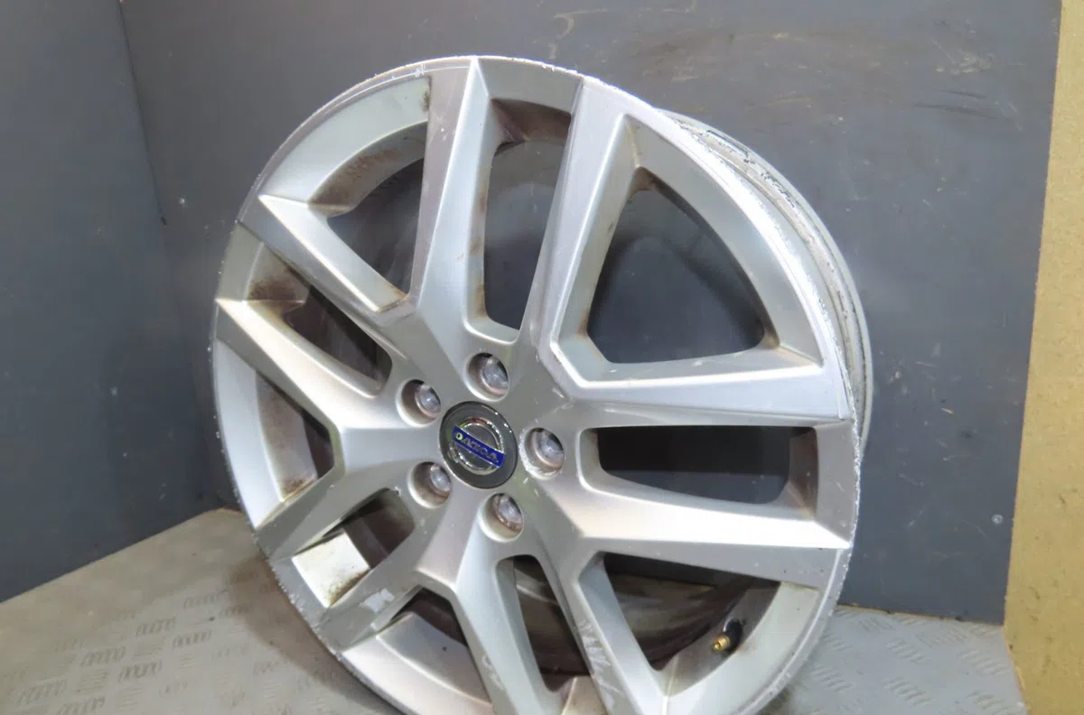 Jante aluminium Volvo V60 I Cross Country (157) D4 (2015-2018) occasion