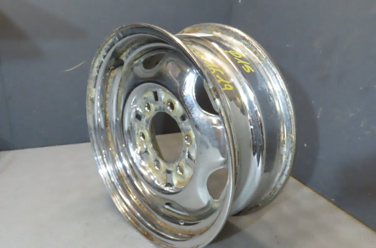 Jante tole Nissan TERRANO I (WD21) 2.4 i 4wd (1987-1993) occasion