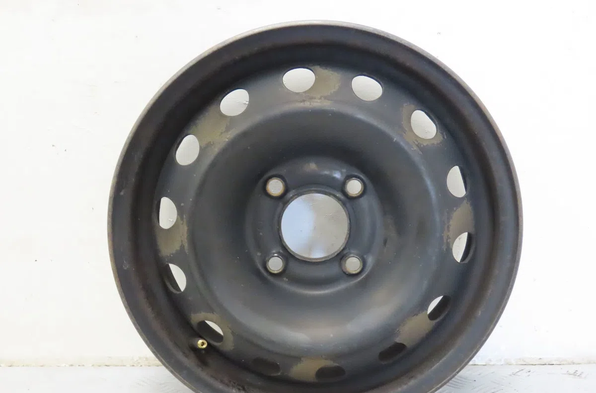 Jante tole Peugeot 206 3-5 portes (2A-C) 1.4 hdi eco 70 (2001-2009) 5 portes occasion