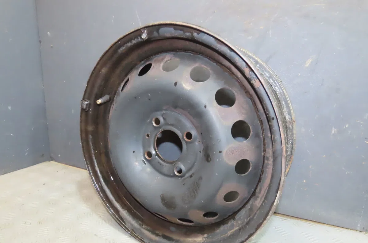 Jante tole Renault CLIO III (BR0-1, CR0-1) 1.5 dci (c-br0g, c-br1g) (2005-2012) 5 portes occasion