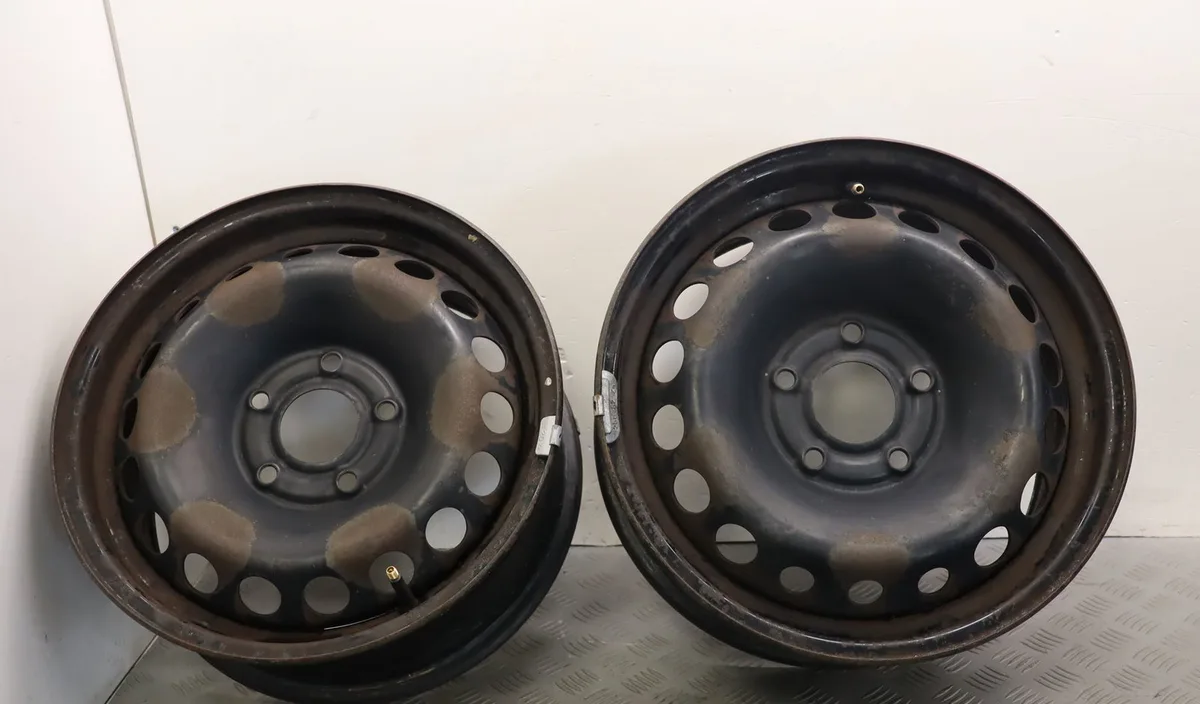 Jante tole Renault MEGANE III Grandtour (KZ0-1) 1.5 dci (kz09, kz0d, kz1g, kz29, kz14, kz1w, kz10, kz1f,... (2009) 5 por