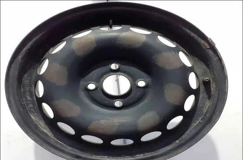 Jante tole TOYOTA AYGO II occasion