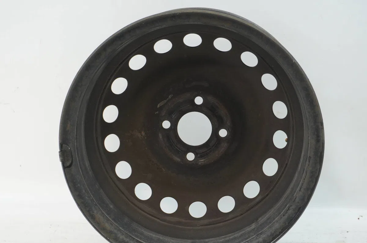 Jante tole Toyota YARIS (_P9_) 1.4 d-4d (nlp90_) (2005-2012) occasion