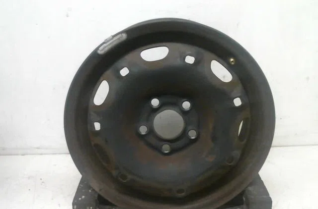 Jante tole Volkswagen FOX 3-5 portes (5Z1, 5Z3, 5Z4) 1.4 (2005-2009) occasion