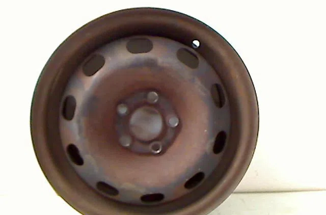 Jante tole Volkswagen GOLF IV (1J1) 1.4 16v (1997-2004) 5 portes occasion