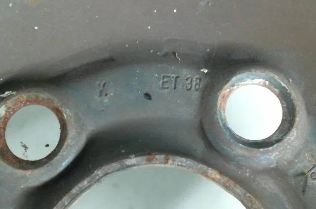 Jante tole Volkswagen GOLF IV (1J1) 1.6 fsi (2002-2005) occasion