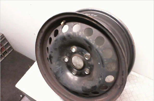 Jante tole Volkswagen GOLF VI (5K1) 1.6 tdi (2009-2012) 5 portes occasion