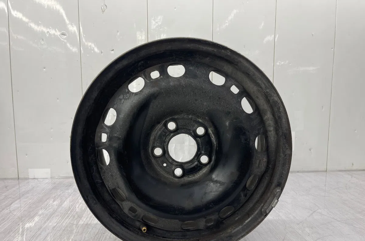 Jante tole VOLKSWAGEN POLO 5 PHASE 1 occasion