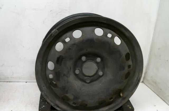Jante tole Volkswagen POLO (9N_, 9A_) 1.4 tdi (2001-2005) 3 portes occasion
