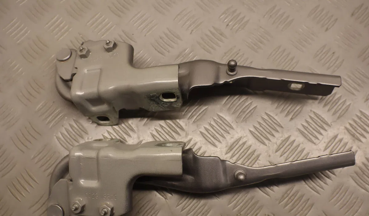 Jeu compas capot Alfa romeo GIULIETTA (940_) 2.0 jtdm (940fxe1a, 940fxg11) (2010-2020) occasion