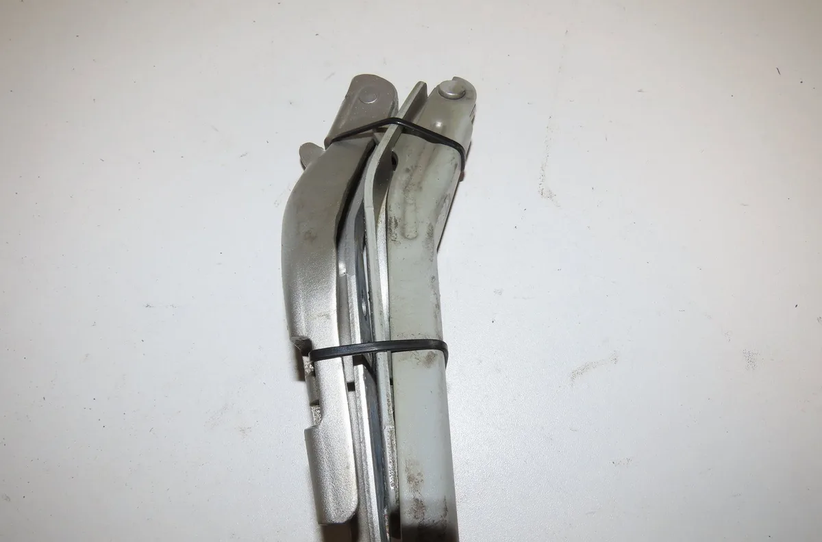 Jeu compas capot Peugeot 206 (2L_, 2M_) 1.4 i (2lkfwa, 2mkfwa) (2009-2013) 3 portes occasion