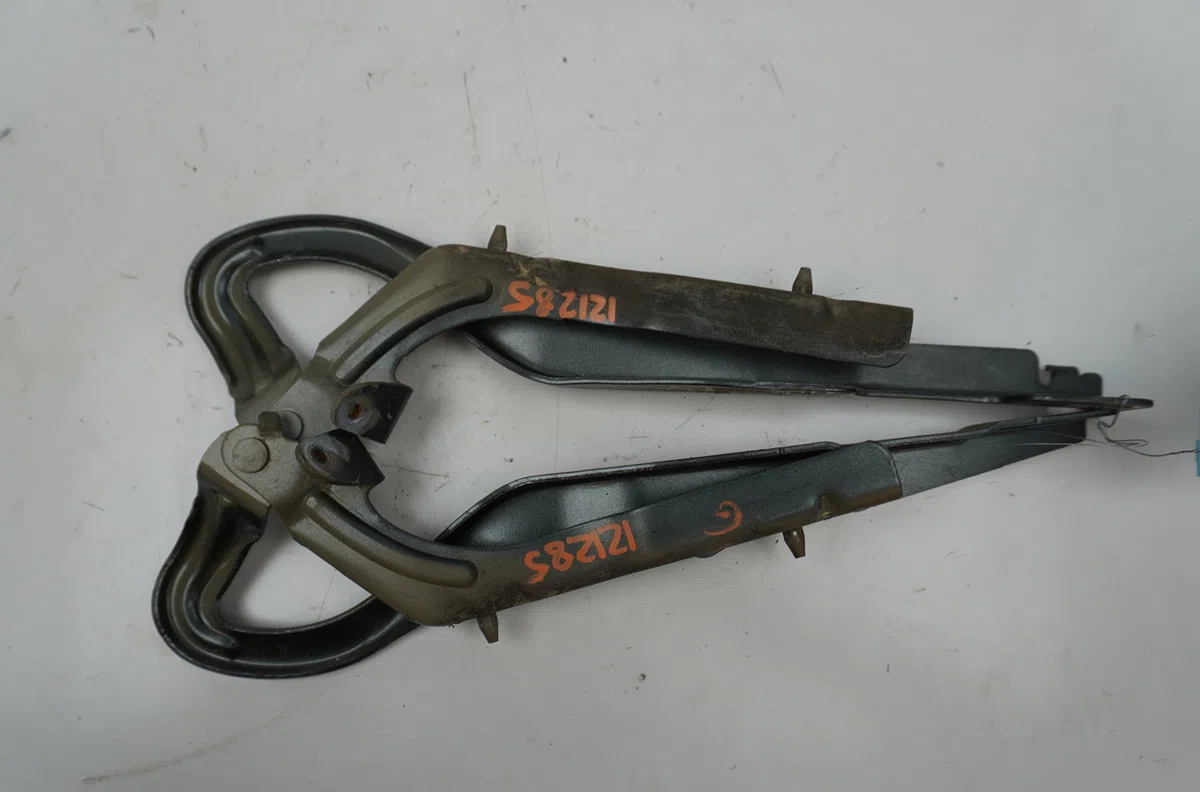 Jeu compas capot Peugeot 207-207 (WA_, WC_) 1.6 hdi (2006-2013) 5 portes occasion