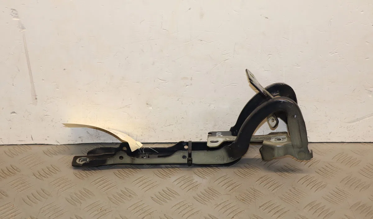 Jeu compas capot Peugeot 208 I (CA_, CC_) 1.2 vti 68 - puretech 68 (2016) 5 portes occasion