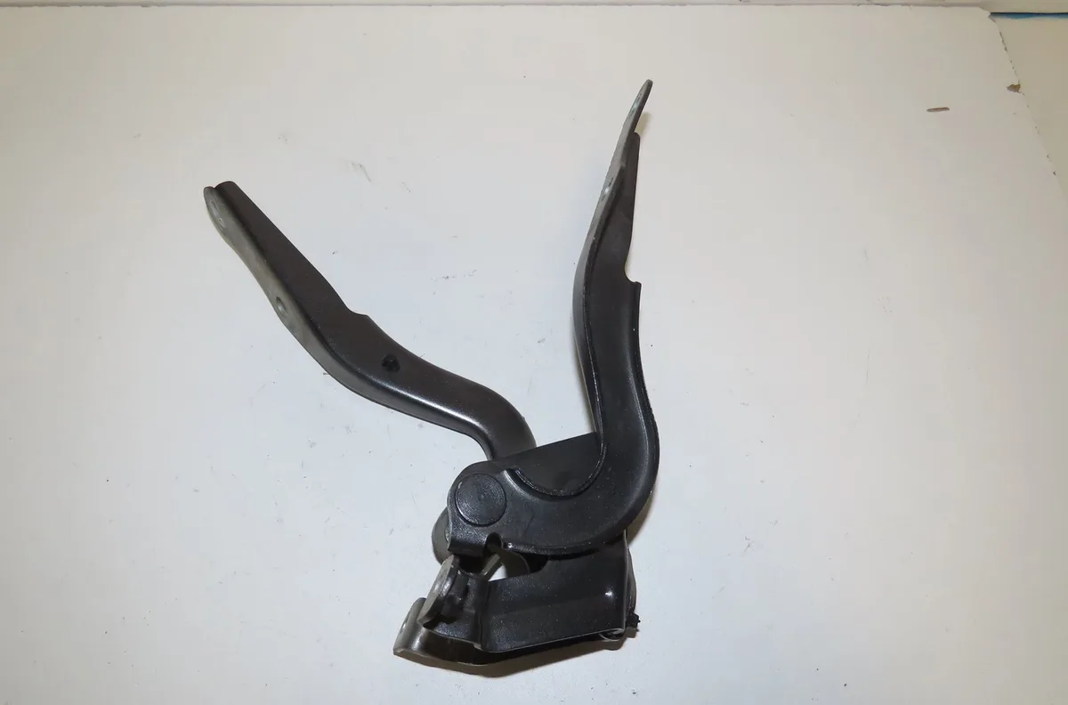 Jeu compas capot Toyota AVENSIS Break (_T27_) 2.0 d-4d (adt270_) (2011-2018) occasion