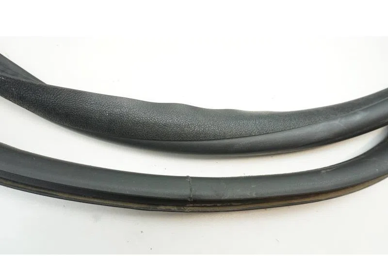 Joint de porte arriere droite pour RENAULT MEGANE 3 PHASE 3