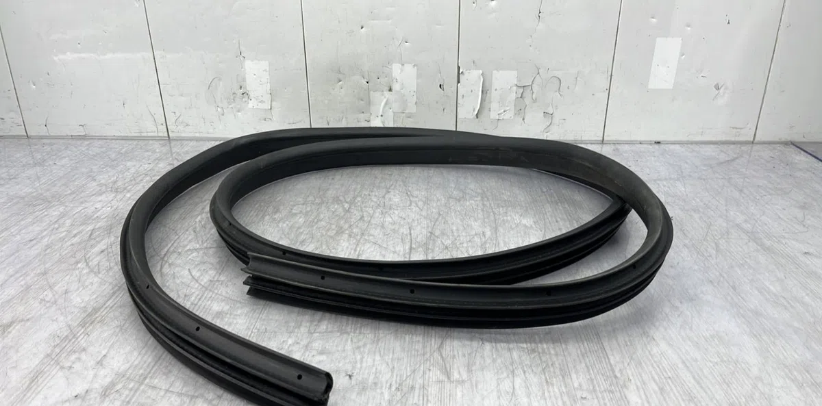 Joint porte avd FORD C-MAX 2 PHASE 2 occasion