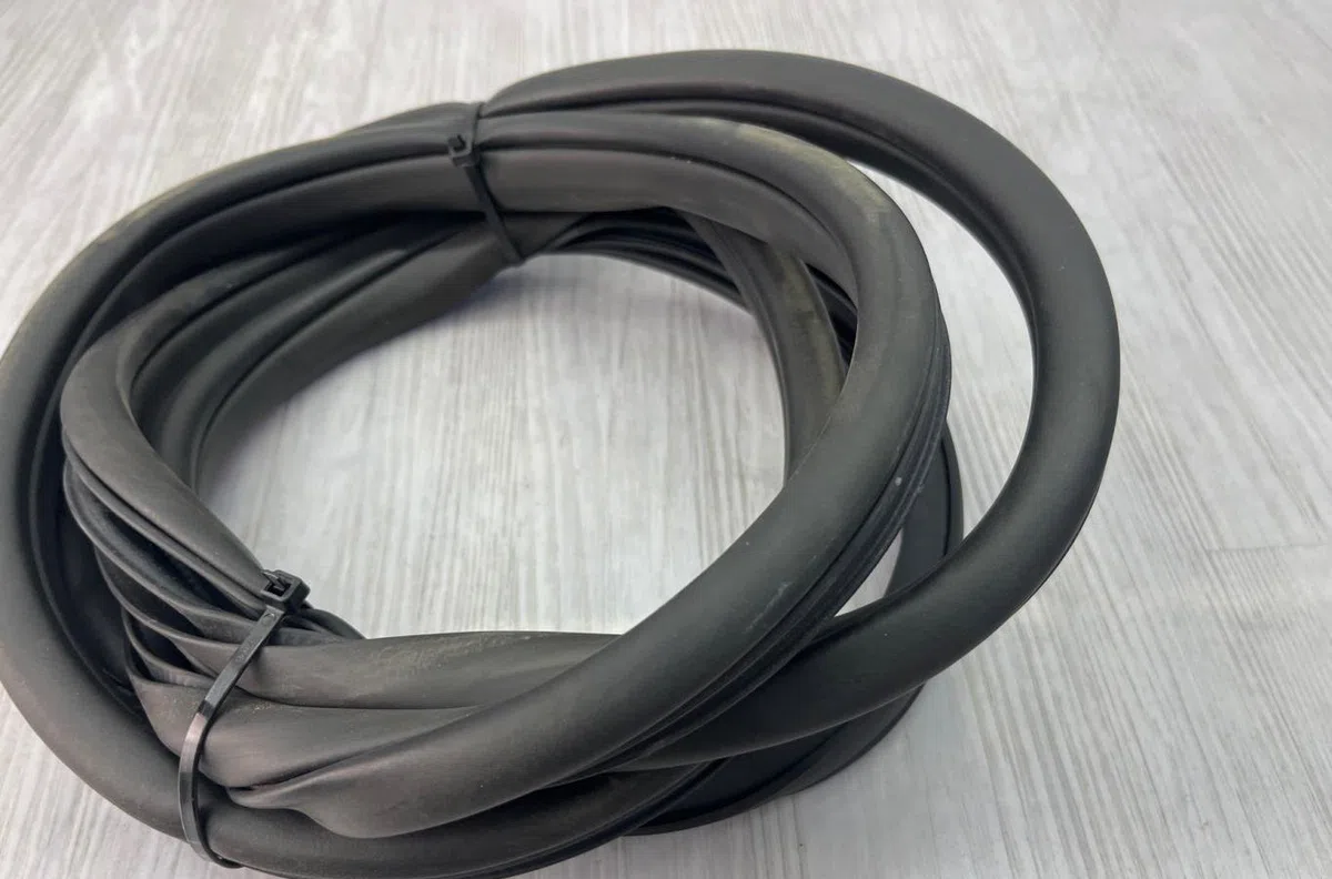 Joint porte avd HYUNDAI I 40 PHASE 2 occasion