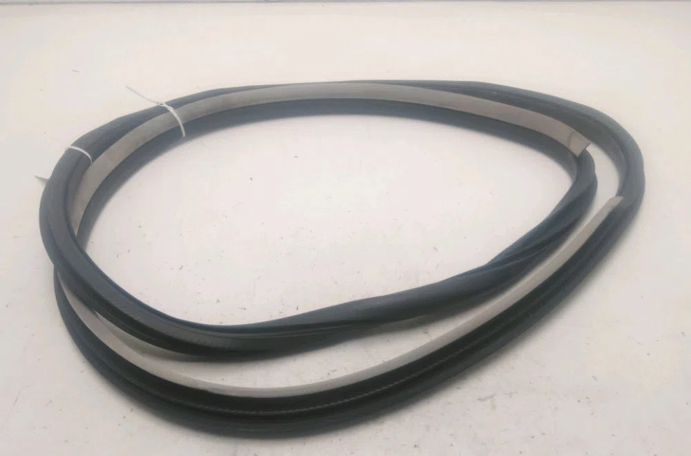 Joint porte avd Renault LAGUNA III (BT0-1) 1.5 dci (bt00, bt0a, bt0t, bt1j) (2007-2015) 5 portes occasion