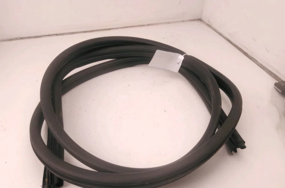 Joint porte avg Renault KANGOO Express (FW0-1_) 1.5 dci 85 (fw0k, fw0l, fw0b) (2008) occasion