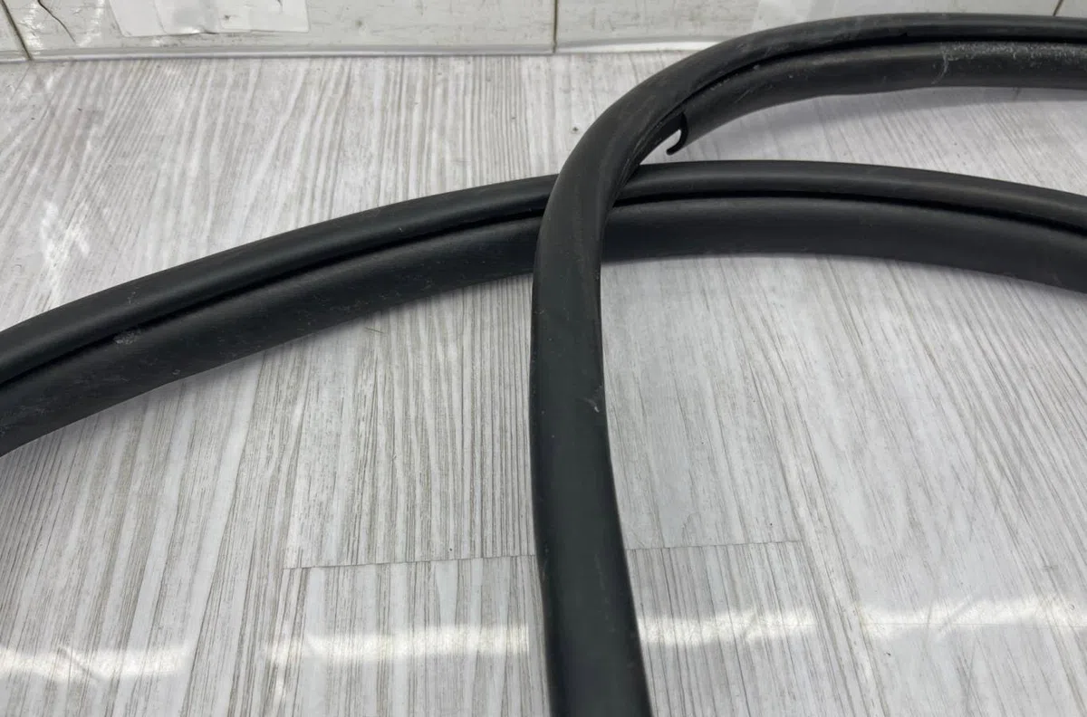 Joint porte avg TOYOTA YARIS 3 PHASE 2 occasion