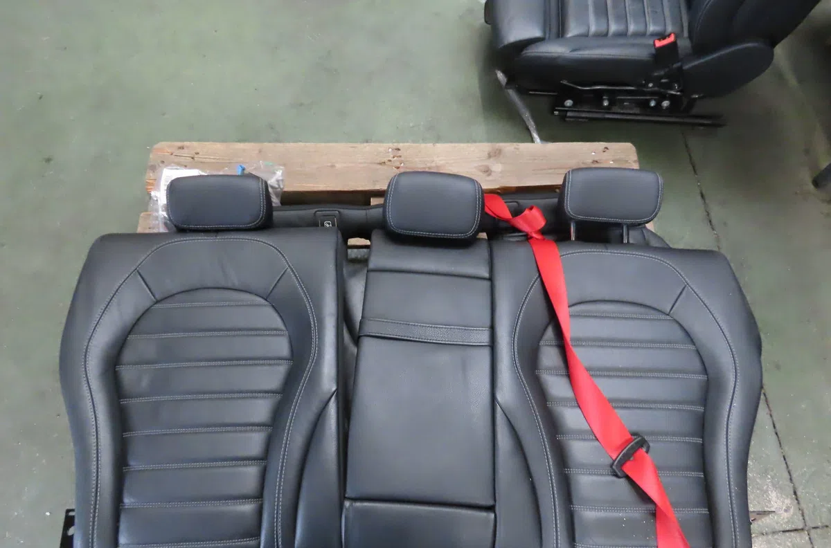 Kit banquette arrière complète Mercedes-benz CLASSE C (W205) C 200 d (205.007) (2015-2018) occasion