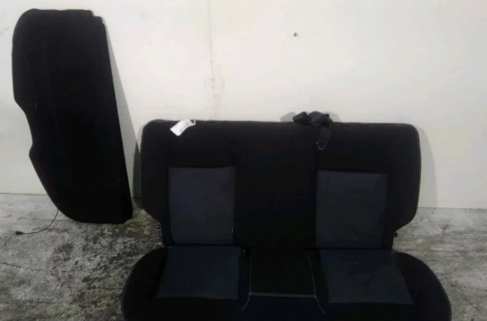 Kit banquette arrière complète Peugeot 208 I (CA_, CC_) 1.2 puretech 82 (2018) occasion