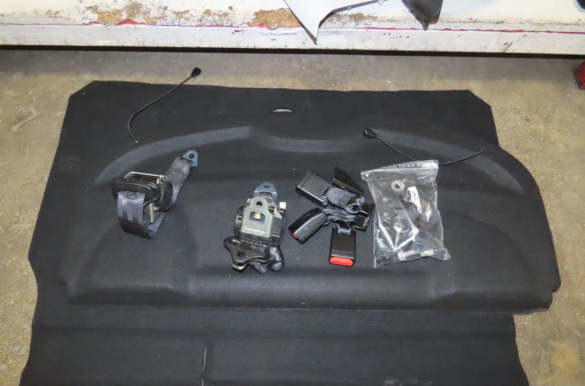Kit banquette arrière complète Peugeot 208 I (CA_, CC_) 1.2 vti 82 (2012) occasion