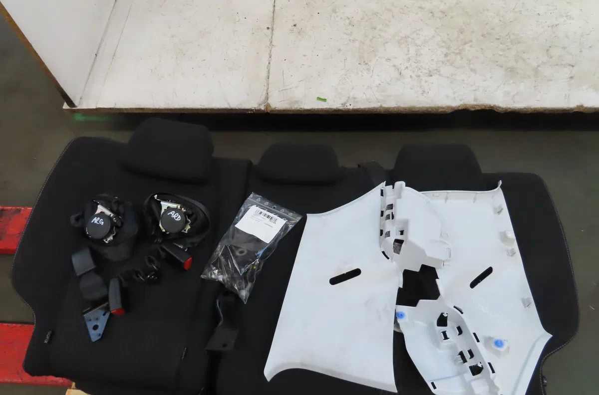 Kit banquette arrière complète Renault CLIO III (BR0-1, CR0-1) 1.5 dci (br17, cr17) (2005-2012) 5 portes occasion