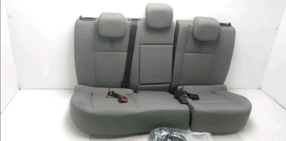 Kit banquette arrière complète Renault MEGANE III Grandtour (KZ0-1) 1.9 dci (kz0j, kz0n, kz1s) (2009) occasion