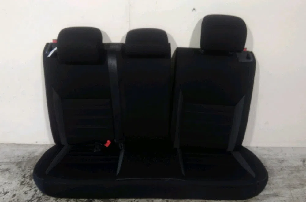 Kit banquette arrière complète Skoda OCTAVIA III (5E3, NL3, NR3) 1.6 tdi (2012-2015) occasion