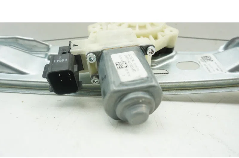 Leve vitre electrique arriere droit pour FORD FOCUS 3 PHASE 1