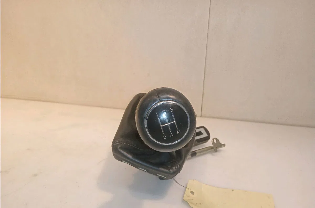 Levier de vitesses Audi A4 B7 (8EC) 1.9 tdi (2004-2008) 4 portes occasion
