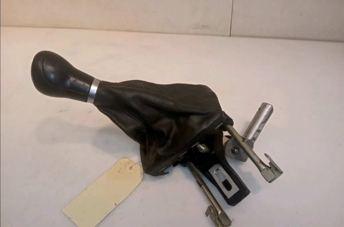 Levier de vitesses Audi A4 B7 (8EC) 1.9 tdi (2004-2008) 4 portes occasion