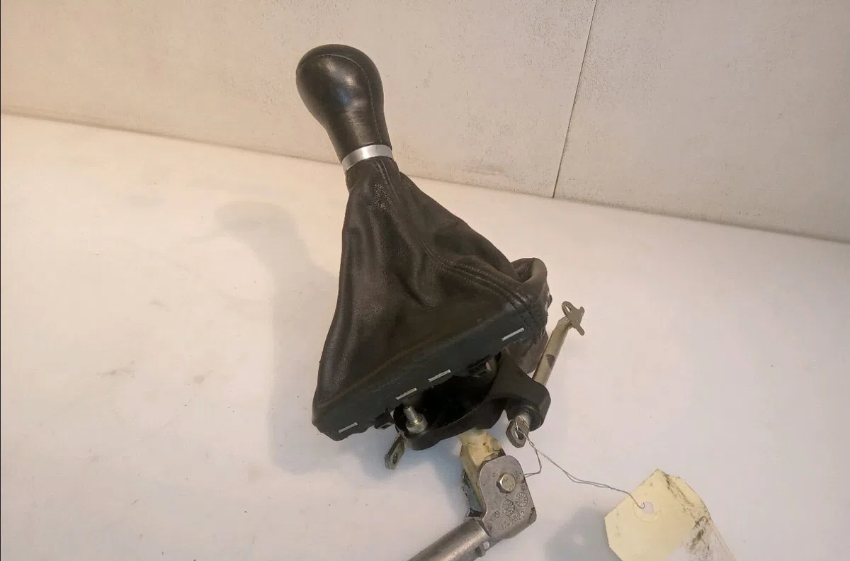 Levier de vitesses Audi A4 B7 (8EC) 1.9 tdi (2004-2008) 4 portes occasion