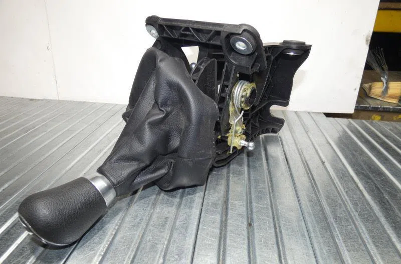 Levier de vitesses FORD TRANSIT CONNECT 2 PHASE 1 occasion