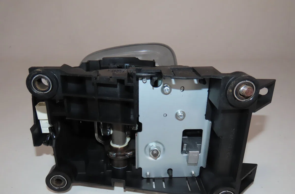 Levier de vitesses Peugeot 107 (PM_, PN_) 1.0 (2005-2014) 3 portes occasion
