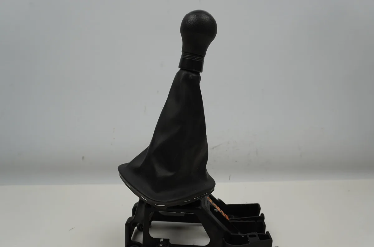 Levier de vitesses Peugeot 107 (PM_, PN_) 1.0 (2005-2014) 3 portes occasion