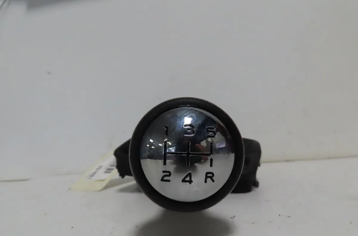 Levier de vitesses Peugeot 206 (2L_, 2M_) 1.4 i (2lkfwa, 2mkfwa) (2009-2013) 3 portes occasion