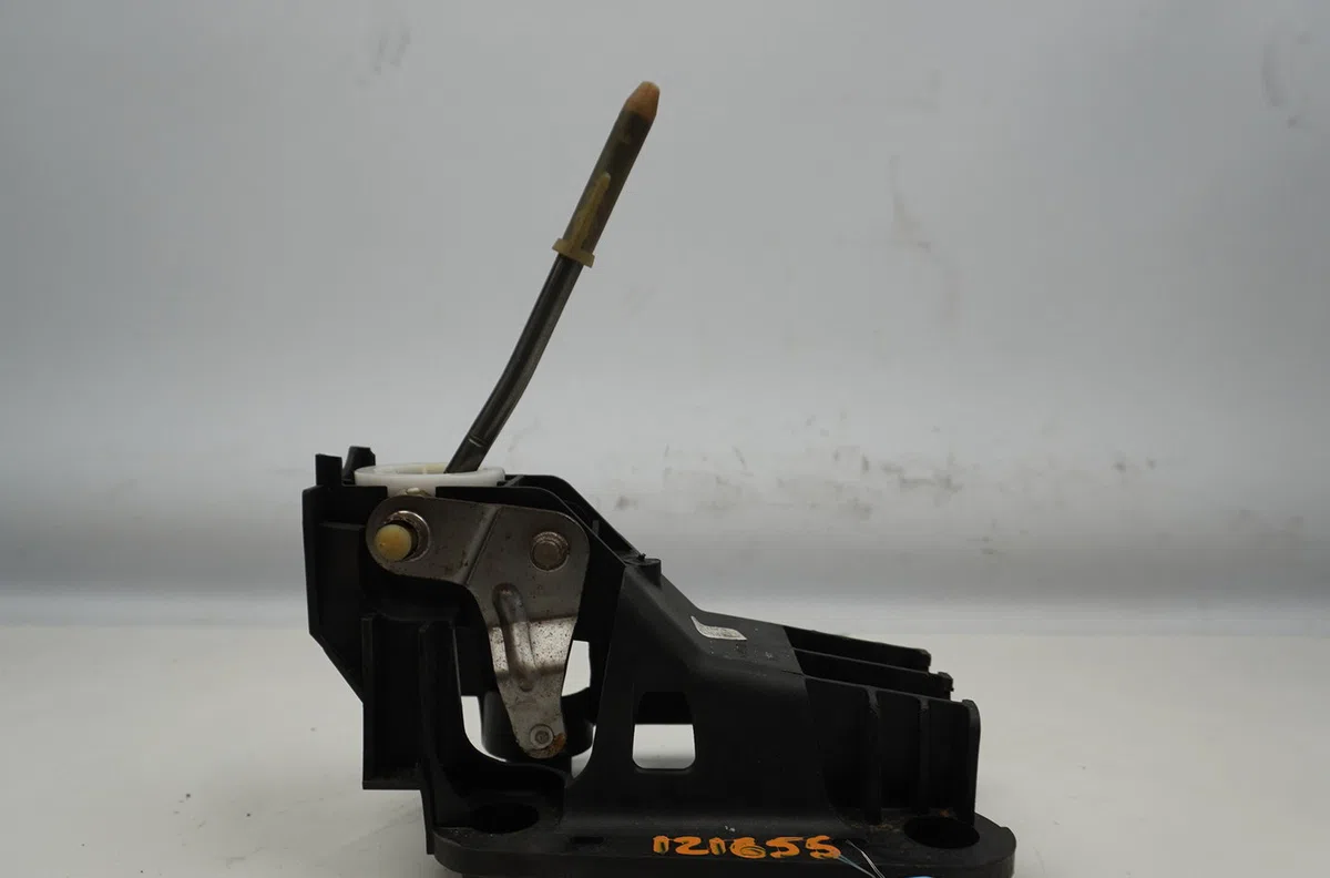 Levier de vitesses Peugeot 207-207 (WA_, WC_) 1.4 16v (2006-2013) 3 portes occasion