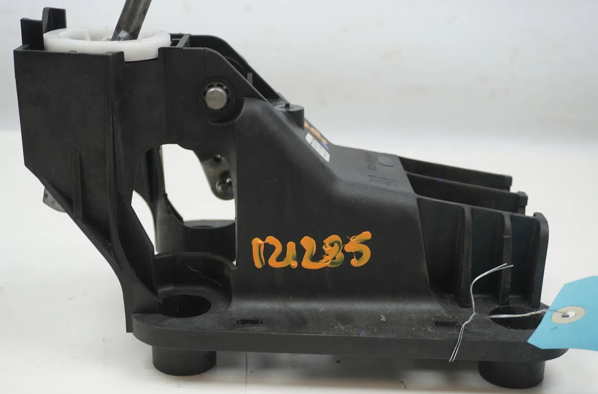 Levier de vitesses Peugeot 207-207 (WA_, WC_) 1.6 hdi (2006-2013) 5 portes occasion