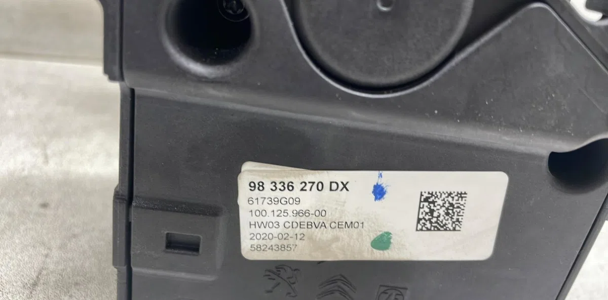 Levier de vitesses Peugeot 308 II (LB_, LP_, LW_, LH_, L3_) 1.5 bluehdi 130 (2017-2021) occasion