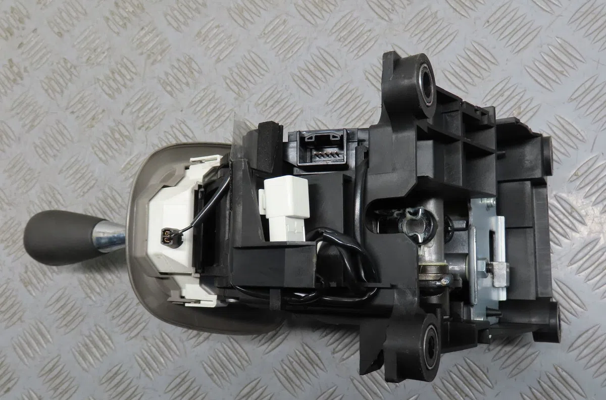 Levier de vitesses Toyota AYGO (_B1_) 1.0 (kgb10_) (2005-2014) 5 portes occasion